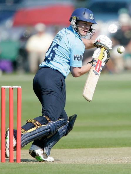 Brown bats against Kent