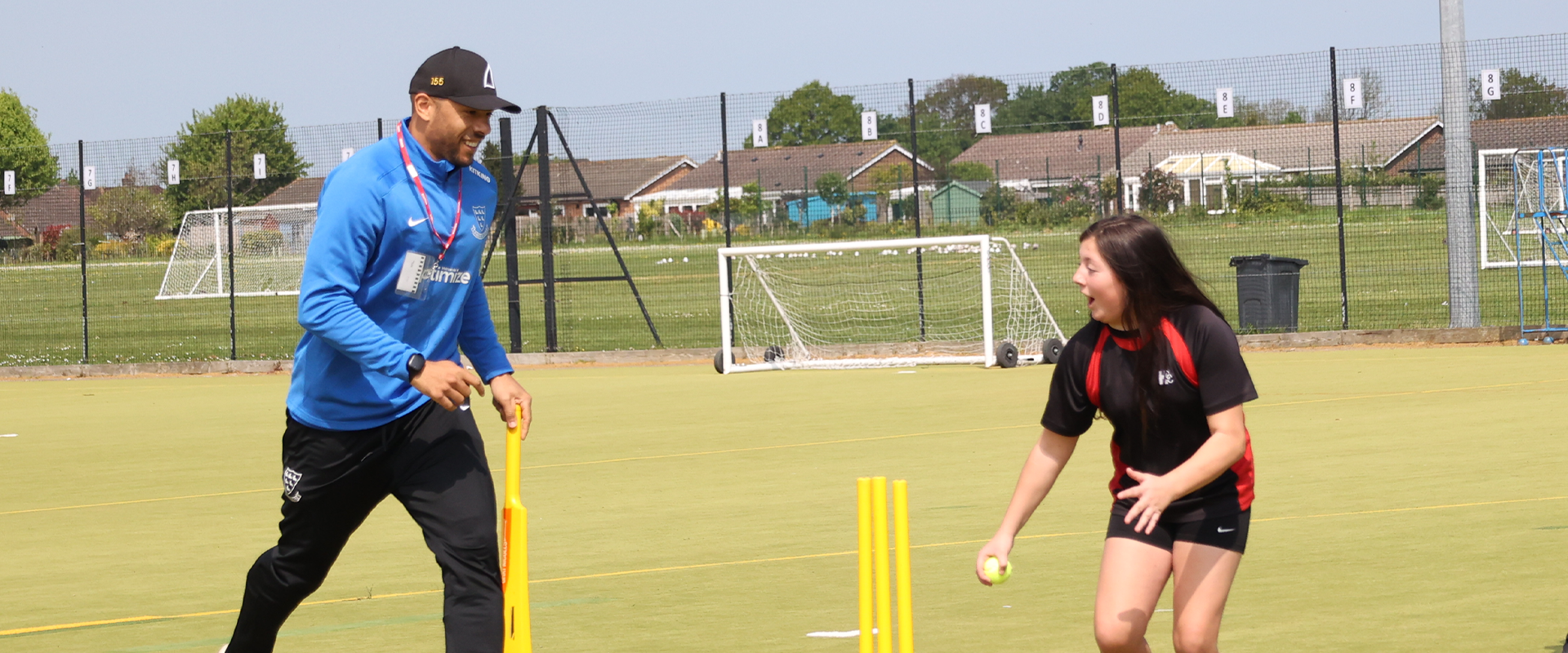 Tymal Mills trains with pupils at Hailsham Community College