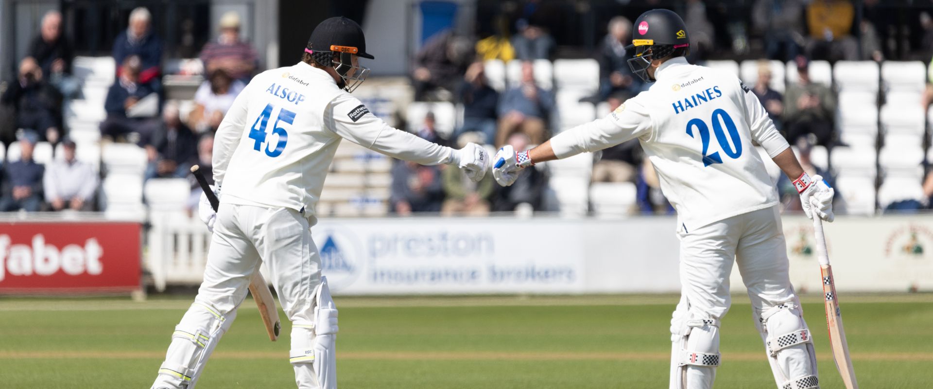 Tom Haines and Tom Alsop bat on Day Two versus Surrey