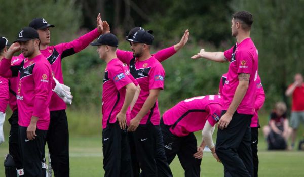 Sussex Sharks celebrate a wicket against Berkshire