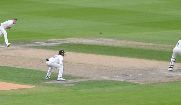 Sussex bowling against Derbyshire