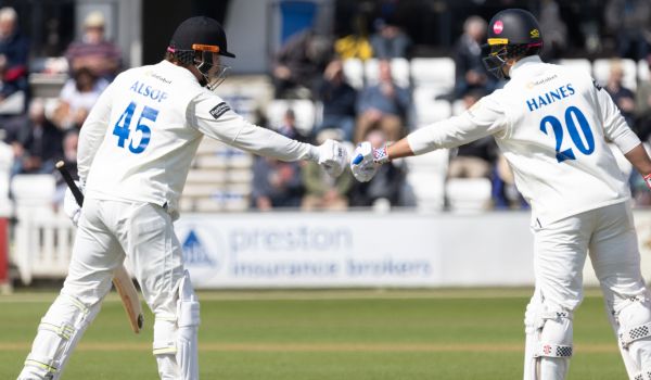 Tom Haines and Tom Alsop bat on Day Two versus Surrey