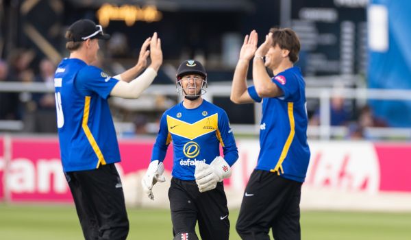 Sussex players celebrate against Glamorgan 