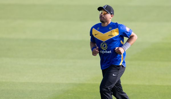 Tymal Mills in the field.