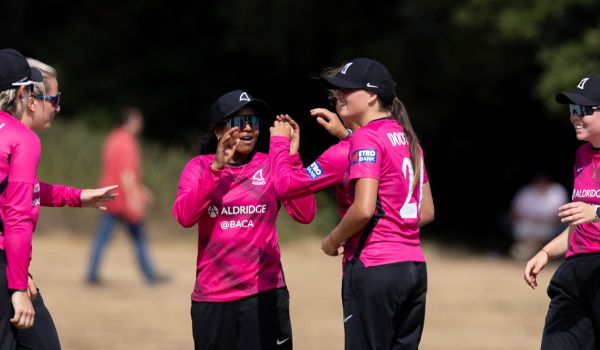 Sussex Sharks celebrate