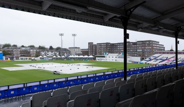 Rainy Hove
